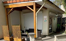 Chez SOPHIE, logement avec jacuzzi et salle cinéma